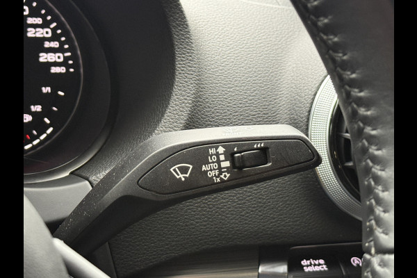 Audi A3 Limousine 1.5 TFSI 150PK CoD Sport Lease Edition | Sportstoelen | Full LED | NL auto | Dealer onderhouden