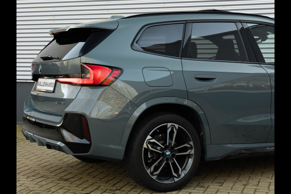 BMW X1 sDrive18i M-Sport - Pano - Trekhaak - ACC - Memoryzetel - Harman Kardon