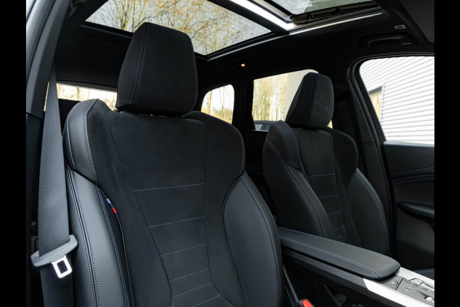 BMW X1 sDrive18i M-Sport - Pano - Trekhaak - ACC - Memoryzetel - Harman Kardon