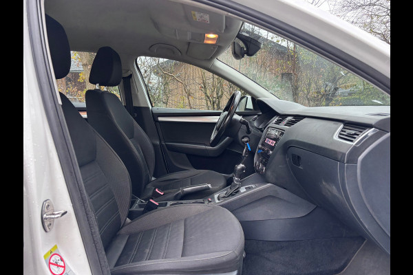 Škoda Octavia Combi 1.0 TSI Greentech Ambition Business | DSG + Navi + Cruise Nu € 10.950,-!!!