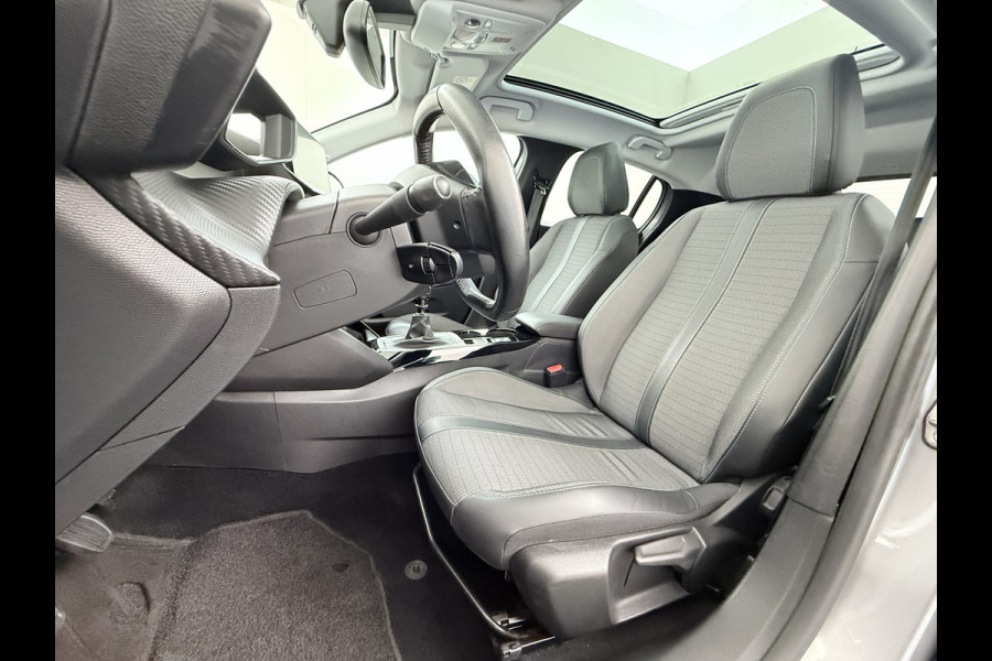 Peugeot 208 1.2I 101PK Pano-Dak Navi Ecc Apple Carplay Android Auto Cruise Control Pdc Allure Bluetooth Isofix Lmv 17" Led Privacy Glas Keyless Rijstrooksensor 1e Eigenaar Origineel Nederlandse Auto Nieuwprijs  €24.923,-