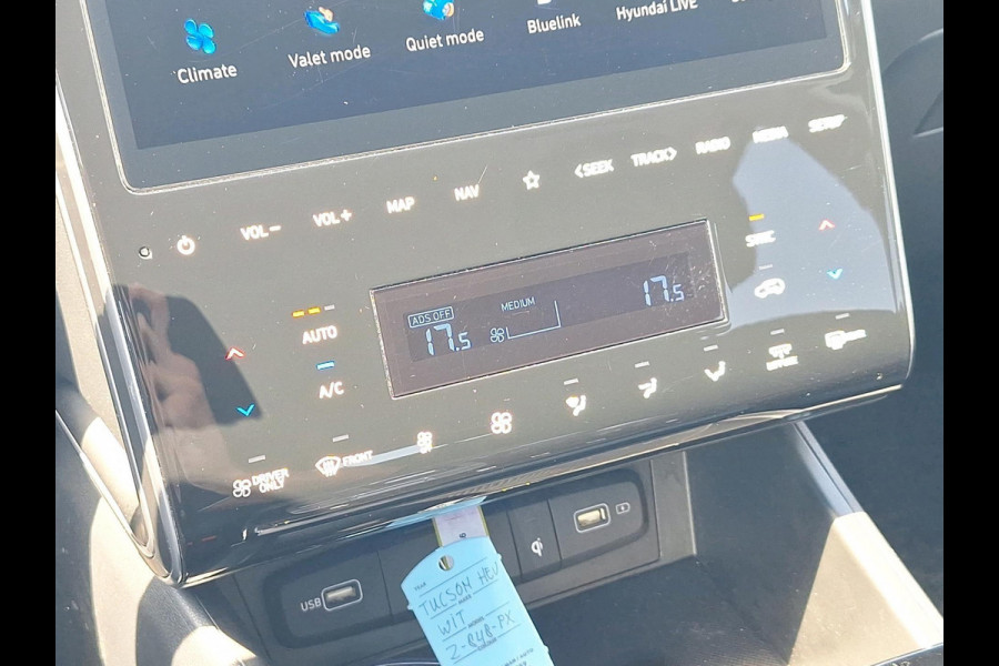 Hyundai Tucson 1.6 T-GDI HEV Comfort Stoelverwarming | Apple Carplay / Android Auto | Sfeerverlichting