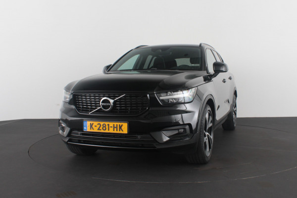 Volvo XC40 1.5 T3 R-Design > 163pk/Trekhaak (Afnb)/20 inch/ all season banden