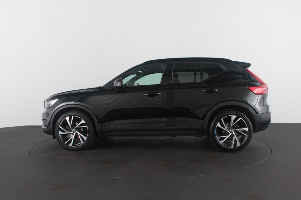 Volvo XC40 1.5 T3 R-Design > 163pk/Trekhaak (Afnb)/20 inch/ all season banden