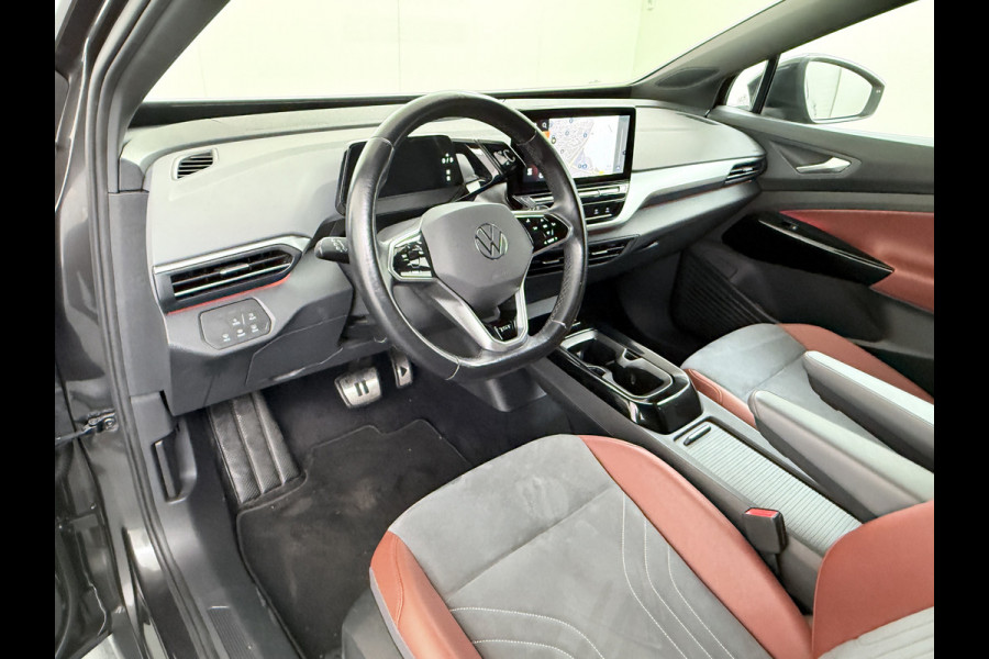 Volkswagen ID.4 Max 77kWh W-pomp Trekhaak Camera Lmv 20" Adap.Cruise + stop&go Apple Carplay Android Auto Navi Ecc Pdc SOH 92% Led Privacy Glas DAB File assistent Matrix Led Keyless Origineel Nederlandse Auto