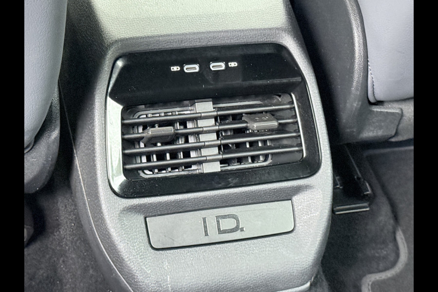 Volkswagen ID.4 Max 77kWh W-pomp Trekhaak Camera Lmv 20" Adap.Cruise + stop&go Apple Carplay Android Auto Navi Ecc Pdc SOH 92% Led Privacy Glas DAB File assistent Matrix Led Keyless Origineel Nederlandse Auto
