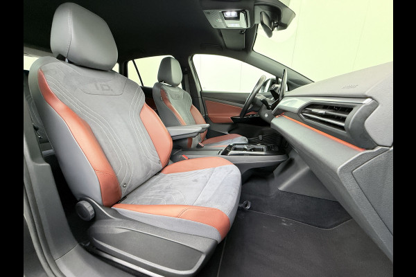 Volkswagen ID.4 Max 77kWh W-pomp Trekhaak Camera Lmv 20" Adap.Cruise + stop&go Apple Carplay Android Auto Navi Ecc Pdc SOH 92% Led Privacy Glas DAB File assistent Matrix Led Keyless Origineel Nederlandse Auto