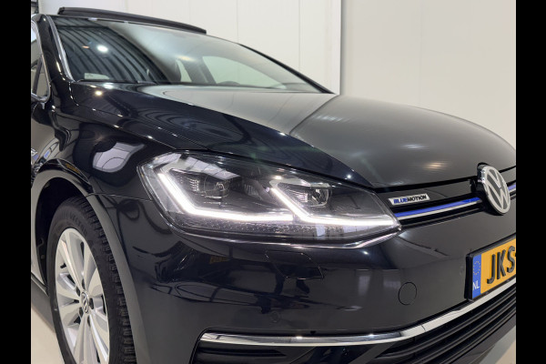 Volkswagen Golf 1.5 TSI ACT 130pk | Pano dak | Full Led