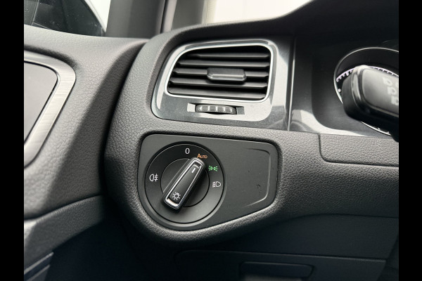 Volkswagen Golf 1.5 TSI ACT 130pk | Pano dak | Full Led