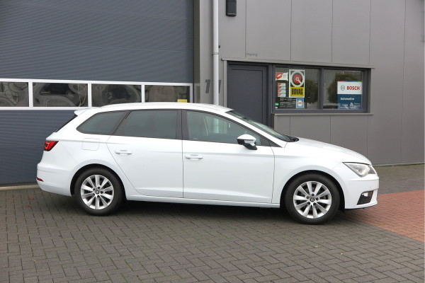 Seat ✅ Leon ST 1.0 116pk DSG EcoTSI Style Business Intense Keyless, LED, Navi , Full-link , PDC voor & achter,Cruise control, DAB+ etc..