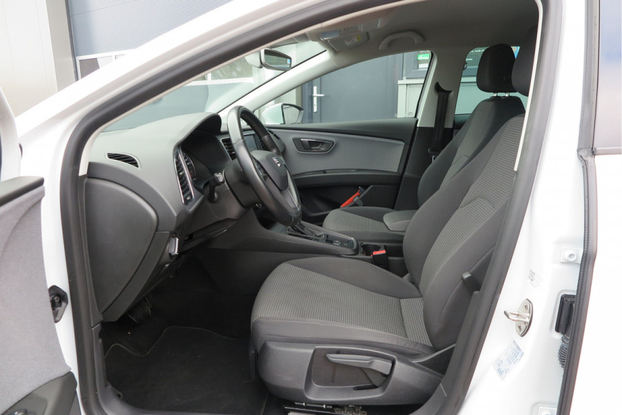 Seat ✅ Leon ST 1.0 116pk DSG EcoTSI Style Business Intense Keyless, LED, Navi , Full-link , PDC voor & achter,Cruise control, DAB+ etc..