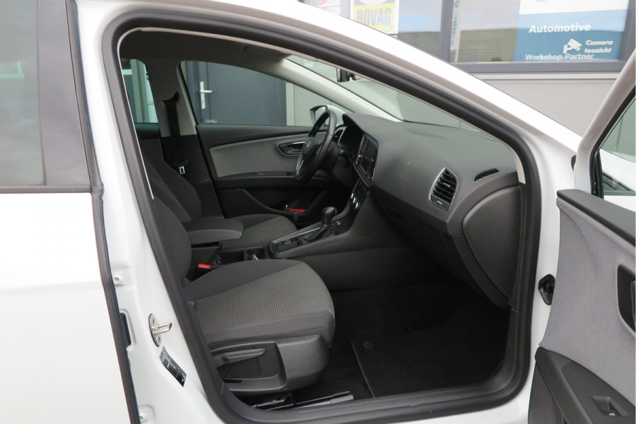 Seat ✅ Leon ST 1.0 116pk DSG EcoTSI Style Business Intense Keyless, LED, Navi , Full-link , PDC voor & achter,Cruise control, DAB+ etc..