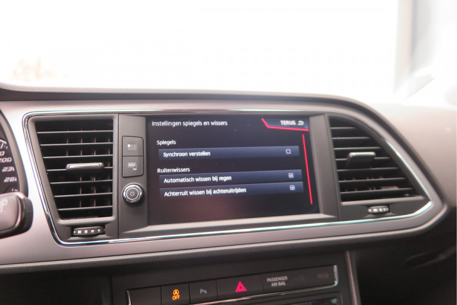 Seat ✅ Leon ST 1.0 116pk DSG EcoTSI Style Business Intense Keyless, LED, Navi , Full-link , PDC voor & achter,Cruise control, DAB+ etc..