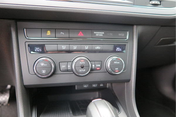 Seat ✅ Leon ST 1.0 116pk DSG EcoTSI Style Business Intense Keyless, LED, Navi , Full-link , PDC voor & achter,Cruise control, DAB+ etc..