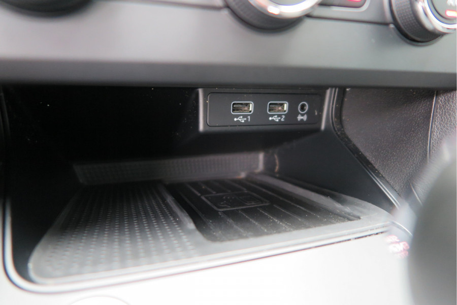 Seat ✅ Leon ST 1.0 116pk DSG EcoTSI Style Business Intense Keyless, LED, Navi , Full-link , PDC voor & achter,Cruise control, DAB+ etc..