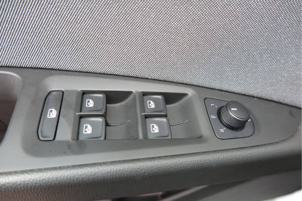 Seat ✅ Leon ST 1.0 116pk DSG EcoTSI Style Business Intense Keyless, LED, Navi , Full-link , PDC voor & achter,Cruise control, DAB+ etc..