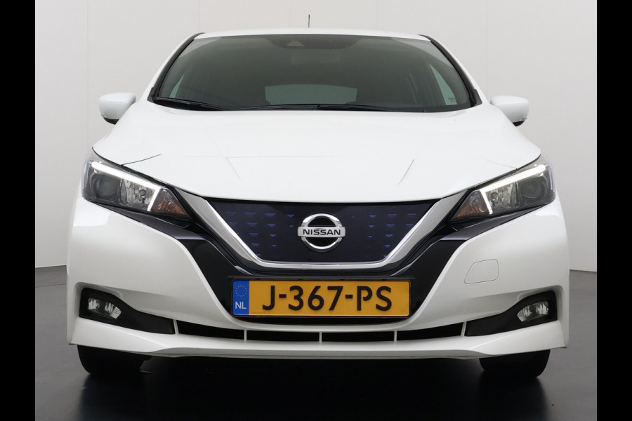 Nissan Leaf Acenta 40kWh Navi Camera Adap.Cruise Apple Carplay Android Ecc SOH 88% DAB Stuur-Stoel-Achterbankverwarming Lmv Privacy Glas Rijstrooksensor Origineel Nederlandse Auto 1e Eigenaar