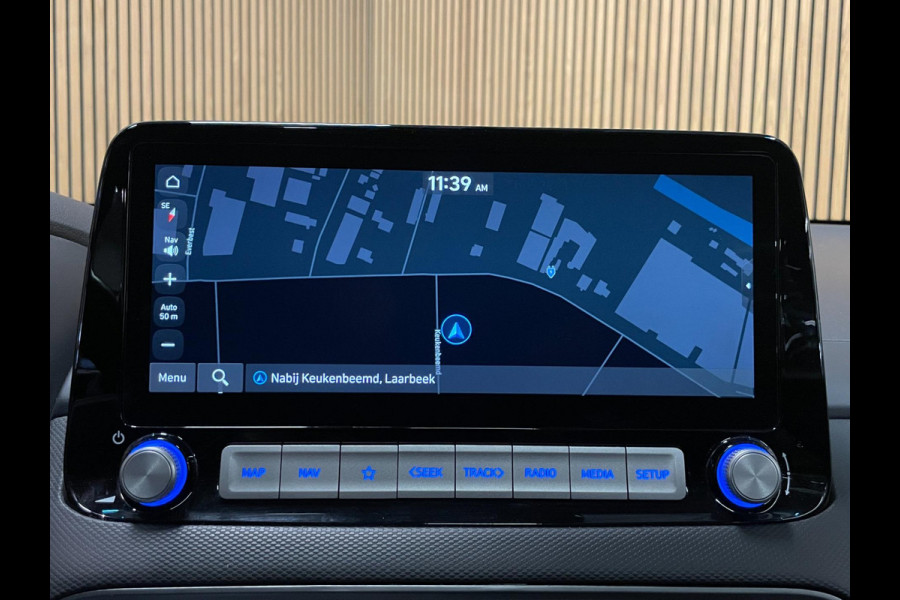 Hyundai Kona EV Fashion 64 kWh|FACELIFT|3-FASE|LEDER|DAKJE|HEAD-UP|ACC|CAMERA|CARPLAY|NAVI|NL- AUTO|NAP|INCL. BTW|1e EIG.|