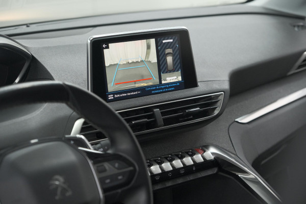 Peugeot 3008 PureTech 130 EAT8 GT Line | Trekhaak | Camera | Navigatie | Apple Carplay | Parkeersensoren