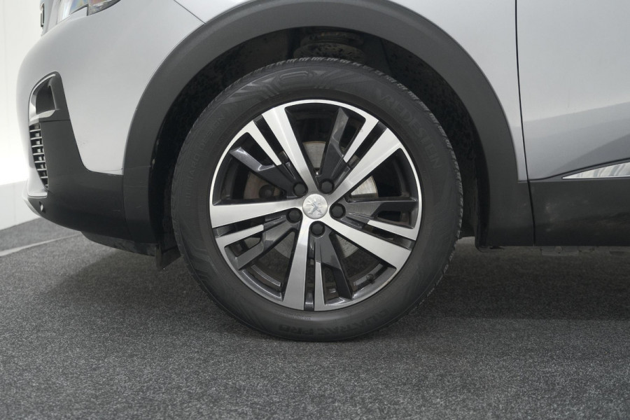 Peugeot 3008 PureTech 130 EAT8 GT Line | Trekhaak | Camera | Navigatie | Apple Carplay | Parkeersensoren