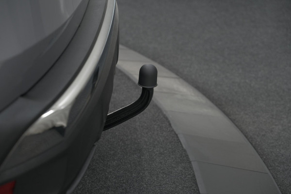 Peugeot 3008 PureTech 130 EAT8 GT Line | Trekhaak | Camera | Navigatie | Apple Carplay | Parkeersensoren