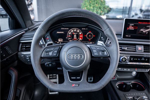 Audi RS4 Avant 2.9 TFSI quattro - Panorama | B&O | Carbon | Alcantara | Massage  | Memory