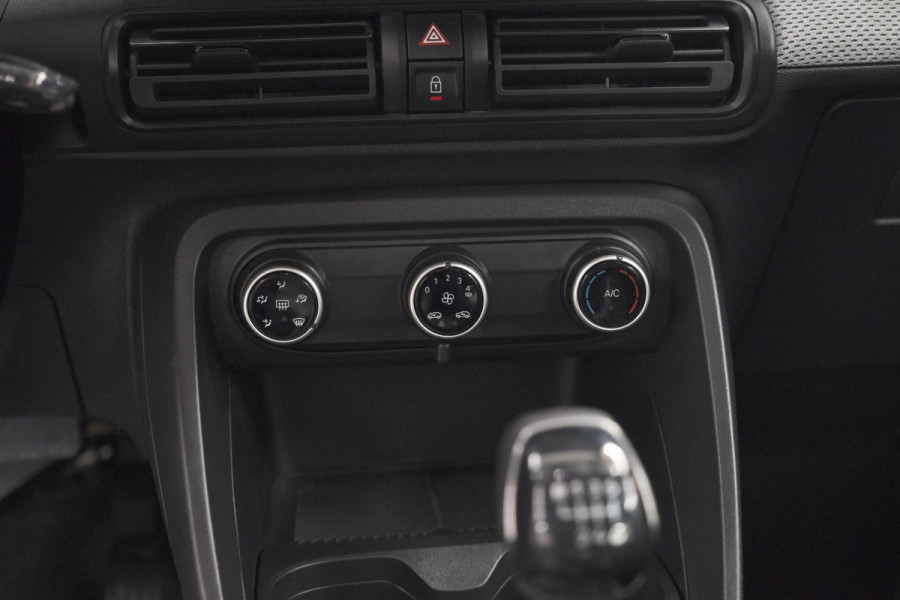 Citroën C3 1.2 Turbo 100pk Plus | Nieuw Model | Apple Carplay | Parkeersensoren