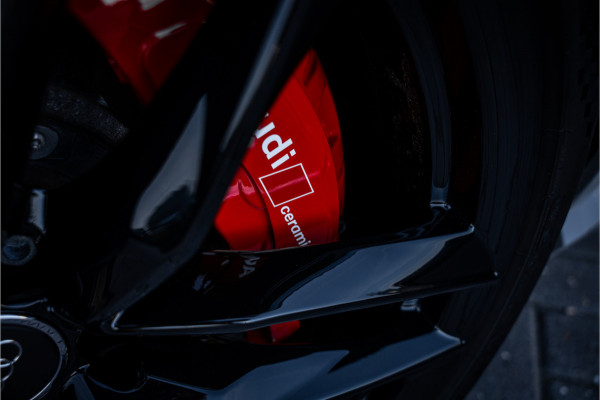 Audi RS6 Avant C7.5 4.0 TFSI quattro performance Pro Line Plus - Keramisch | Panorama | B&O | Memory | HUD