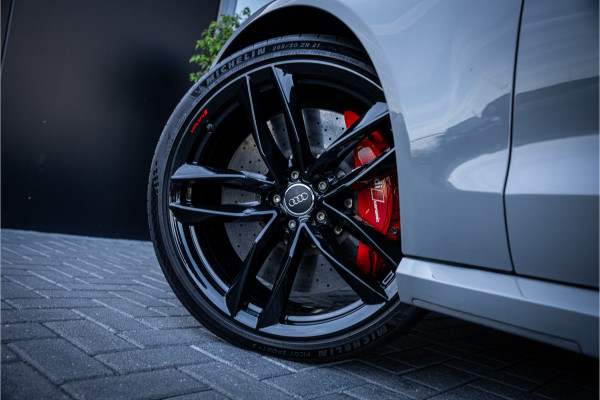 Audi RS6 Avant C7.5 4.0 TFSI quattro performance Pro Line Plus - Keramisch | Panorama | B&O | Memory | HUD