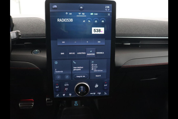 Ford Mustang Mach-E AWD 75 kWh | Panoramadak | 360 Camera | Leder | Stoelverwarming | Adaptive cruise | Carplay | Park Assist | Navigatie | Full LED | B&O Sound