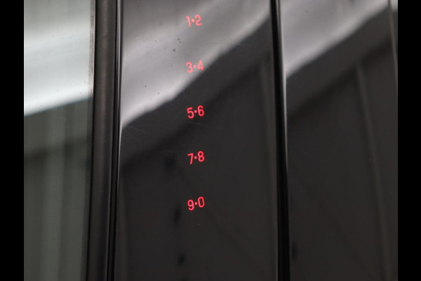 Ford Mustang Mach-E AWD 75 kWh | Panoramadak | 360 Camera | Leder | Stoelverwarming | Adaptive cruise | Carplay | Park Assist | Navigatie | Full LED | B&O Sound