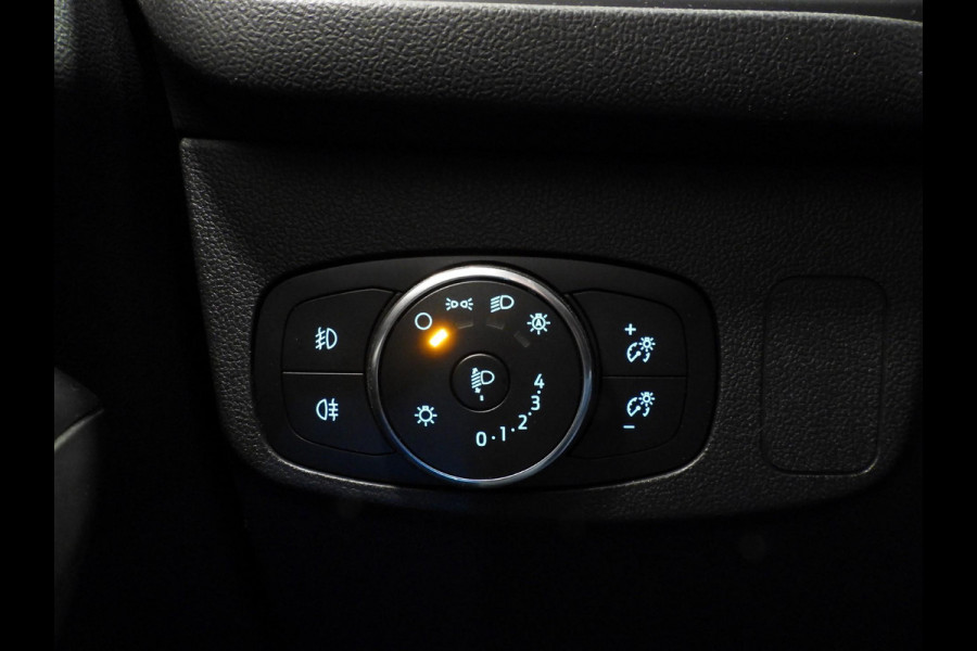 Ford Focus 1.0 EcoBoost Hybrid Titanium X Business NAVI/CAMERA/LED/VIRTUAL/16"LMV!