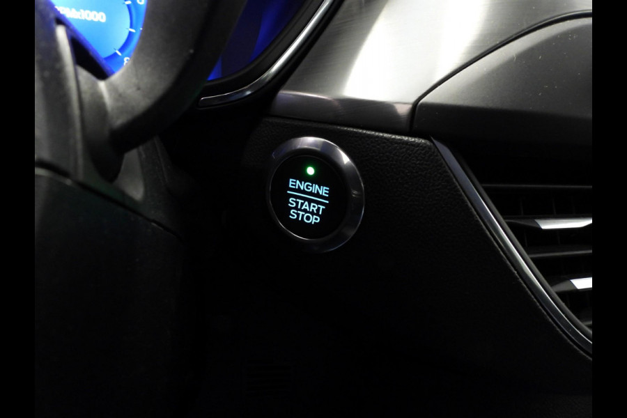 Ford Focus 1.0 EcoBoost Hybrid Titanium X Business NAVI/CAMERA/LED/VIRTUAL/16"LMV!