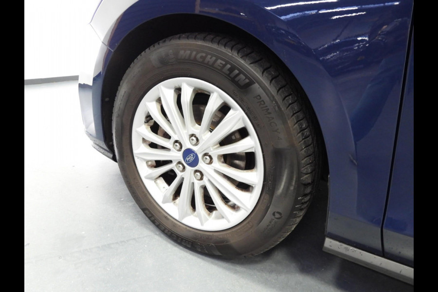 Ford Focus 1.0 EcoBoost Hybrid Titanium X Business NAVI/CAMERA/LED/VIRTUAL/16"LMV!