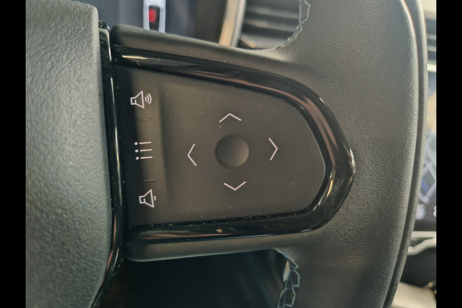 Lynk & Co 01 1.5 261PK Plug-in Hybrid * 360* camera Pano/dak Apple/Carplay Adaptive/Cruise Rijklaar + 12 maanden Bovag-garantie Henk Jongen Auto's in Helmond,  al 50 jaar service zoals 't hoort!