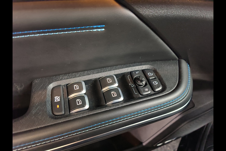 Lynk & Co 01 1.5 261PK Plug-in Hybrid * 360* camera Pano/dak Apple/Carplay Adaptive/Cruise Rijklaar + 12 maanden Bovag-garantie Henk Jongen Auto's in Helmond,  al 50 jaar service zoals 't hoort!