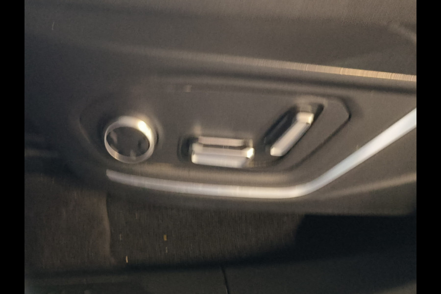 Lynk & Co 01 1.5 261PK Plug-in Hybrid * 360* camera Pano/dak Apple/Carplay Adaptive/Cruise Rijklaar + 12 maanden Bovag-garantie Henk Jongen Auto's in Helmond,  al 50 jaar service zoals 't hoort!