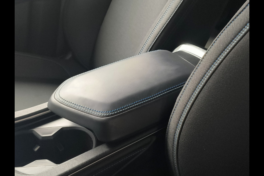 Lynk & Co 01 1.5 261PK Plug-in Hybrid * 360* camera Pano/dak Apple/Carplay Adaptive/Cruise Rijklaar + 12 maanden Bovag-garantie Henk Jongen Auto's in Helmond,  al 50 jaar service zoals 't hoort!