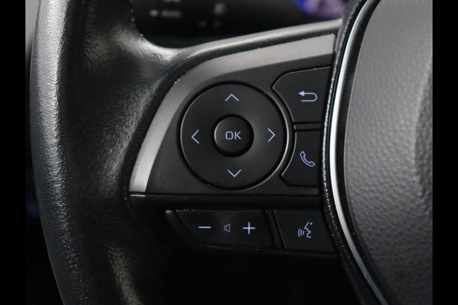 Toyota Corolla 1.8 Hybrid Business Plus | Stoelverwarming | Carplay | Adaptive cruise | Camera | Full LED | Climate control | Keyless | Digital Cockpit | Bluetooth