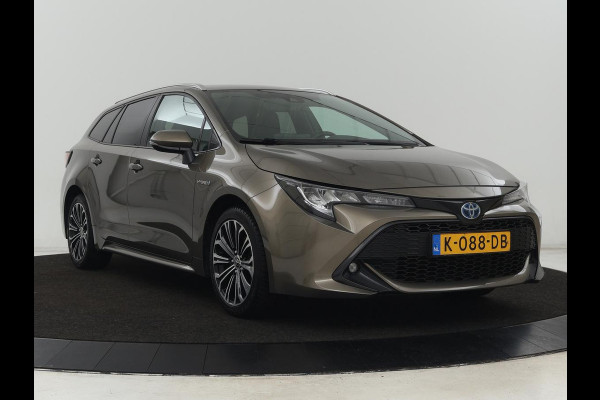 Toyota Corolla 1.8 Hybrid Business Plus | Stoelverwarming | Carplay | Adaptive cruise | Camera | Full LED | Climate control | Keyless | Digital Cockpit | Bluetooth