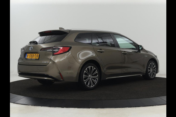 Toyota Corolla 1.8 Hybrid Business Plus | Stoelverwarming | Carplay | Adaptive cruise | Camera | Full LED | Climate control | Keyless | Digital Cockpit | Bluetooth
