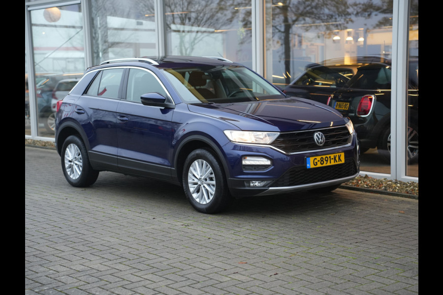 Volkswagen T-Roc 1.5 TSI Style Business | Panodak | Navigatie | Climate Control | Android/Apple Carplay