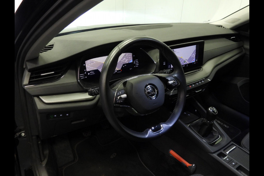 Škoda Octavia Combi 1.0 TSI Business Edition NAVI/VIRTUAL/LED/TREKH/18"LMV!