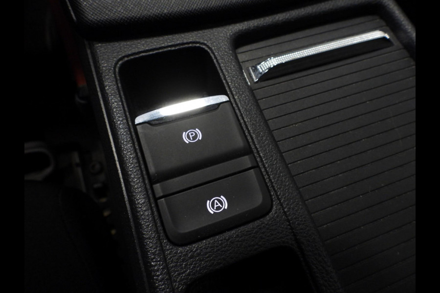 Škoda Octavia Combi 1.0 TSI Business Edition NAVI/VIRTUAL/LED/TREKH/18"LMV!