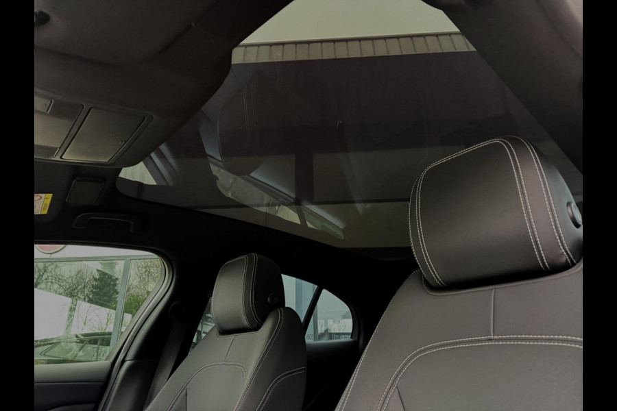 Jaguar I-PACE EV320 S Business Pack 90 kWh | Trekhaak | Panorama | Meridian | 360 Camera |