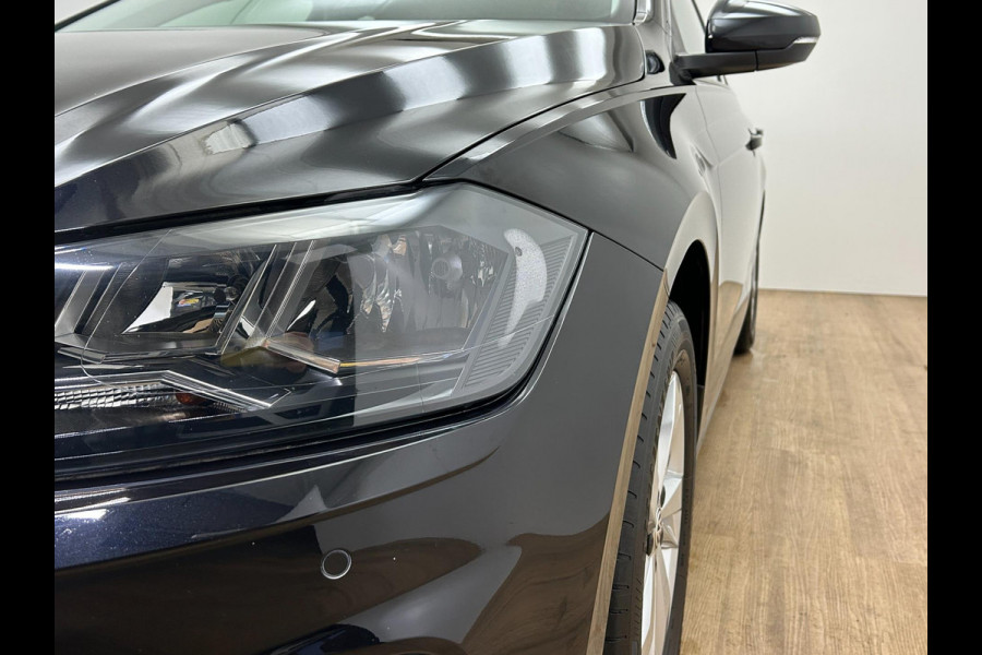 Volkswagen Polo Occasion 1.0 TSI Comfortline Business | Zwart | Tweedehands Volkswagen Polo | Airco | Cruisecontrol | Bluetooth