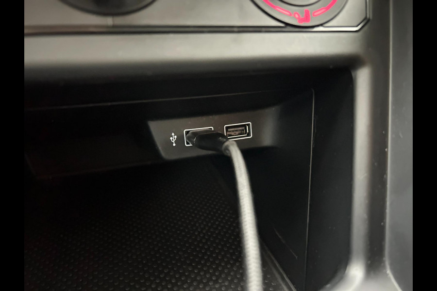 Volkswagen Polo Occasion 1.0 TSI Comfortline Business | Zwart | Tweedehands Volkswagen Polo | Airco | Cruisecontrol | Bluetooth