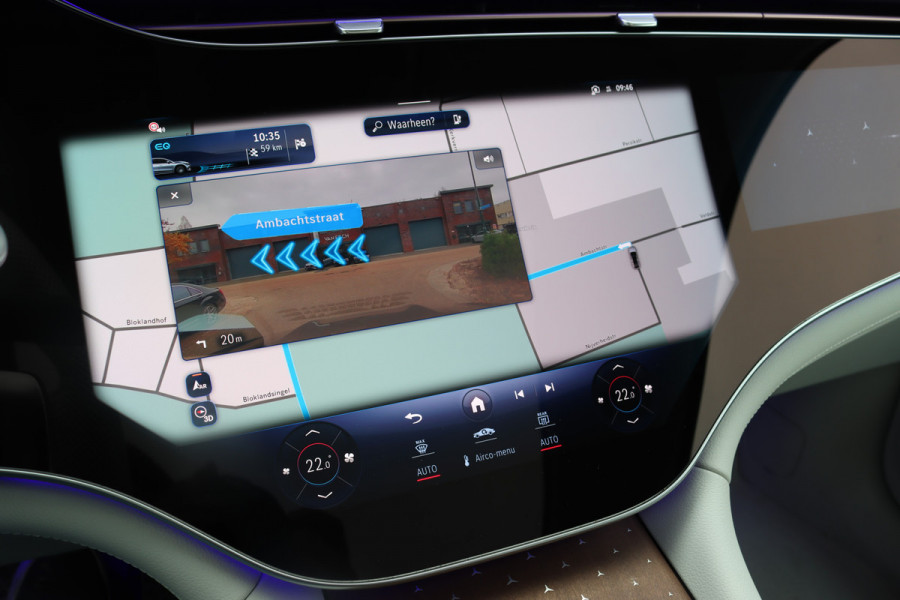 Mercedes-Benz EQS SUV 450 4MATIC AMG Line 118 kWh | Facelift | Hyperscreen | Achterasbesturing | Airmatic | Distronic+ | Massage | Burmester | Trekhaak | Verwarmd Stuurwiel | HUD | Stoelventilatie |