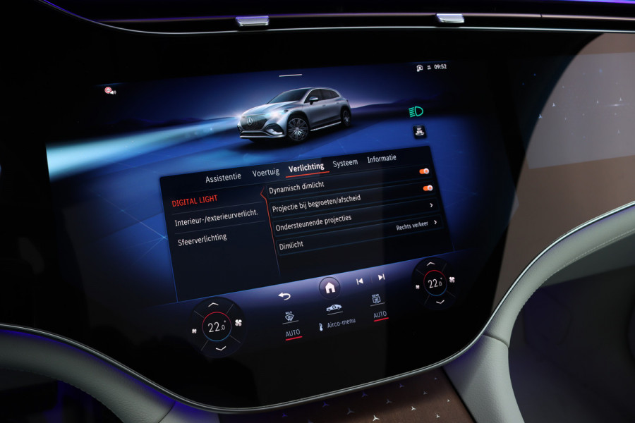 Mercedes-Benz EQS SUV 450 4MATIC AMG Line 118 kWh | Facelift | Hyperscreen | Achterasbesturing | Airmatic | Distronic+ | Massage | Burmester | Trekhaak | Verwarmd Stuurwiel | HUD | Stoelventilatie |