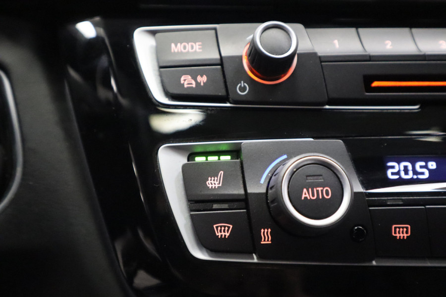 BMW 4 Serie Gran Coupé 420i High Executive Edition M-sport Schuif/kantel-dak Leder